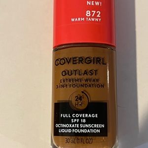 New Covergirl Outlast Extreme Wear 3-in-1 Foundation New Warm Tawny # 872